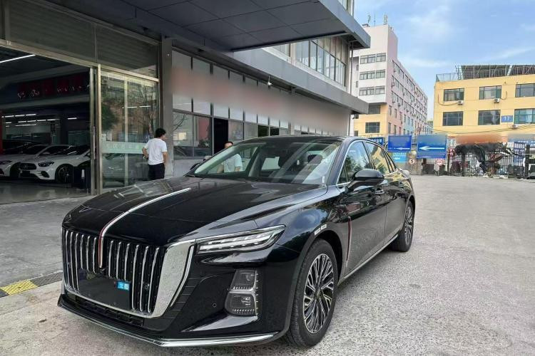 Hongqi H5 2025 2.0T Automatique Phare 500 000 Édition Limitée
