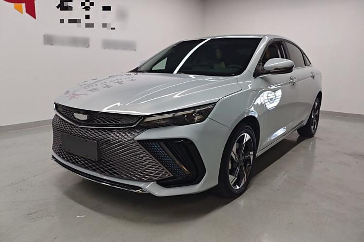 Geely Emgrand L HiP 2022 1.5TD-DHT Pro Super - Voiture électrique