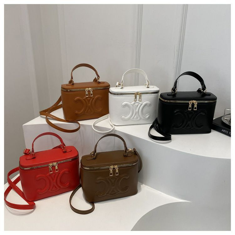 Le Nouveau sac à main populaire tendance féminin Version coréenne à la mode de Small Box Bag à bille à bac en  un seul coffre-corps.