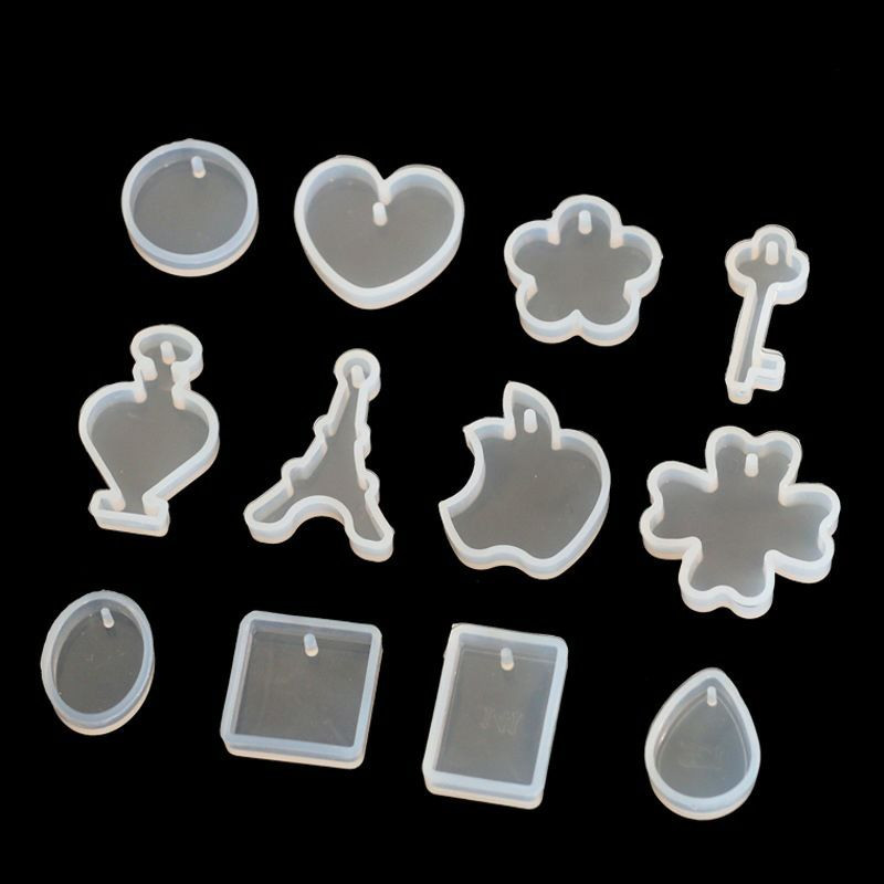Ensemble de 12 moules en silicone pour la fabrication de bijoux en résine.