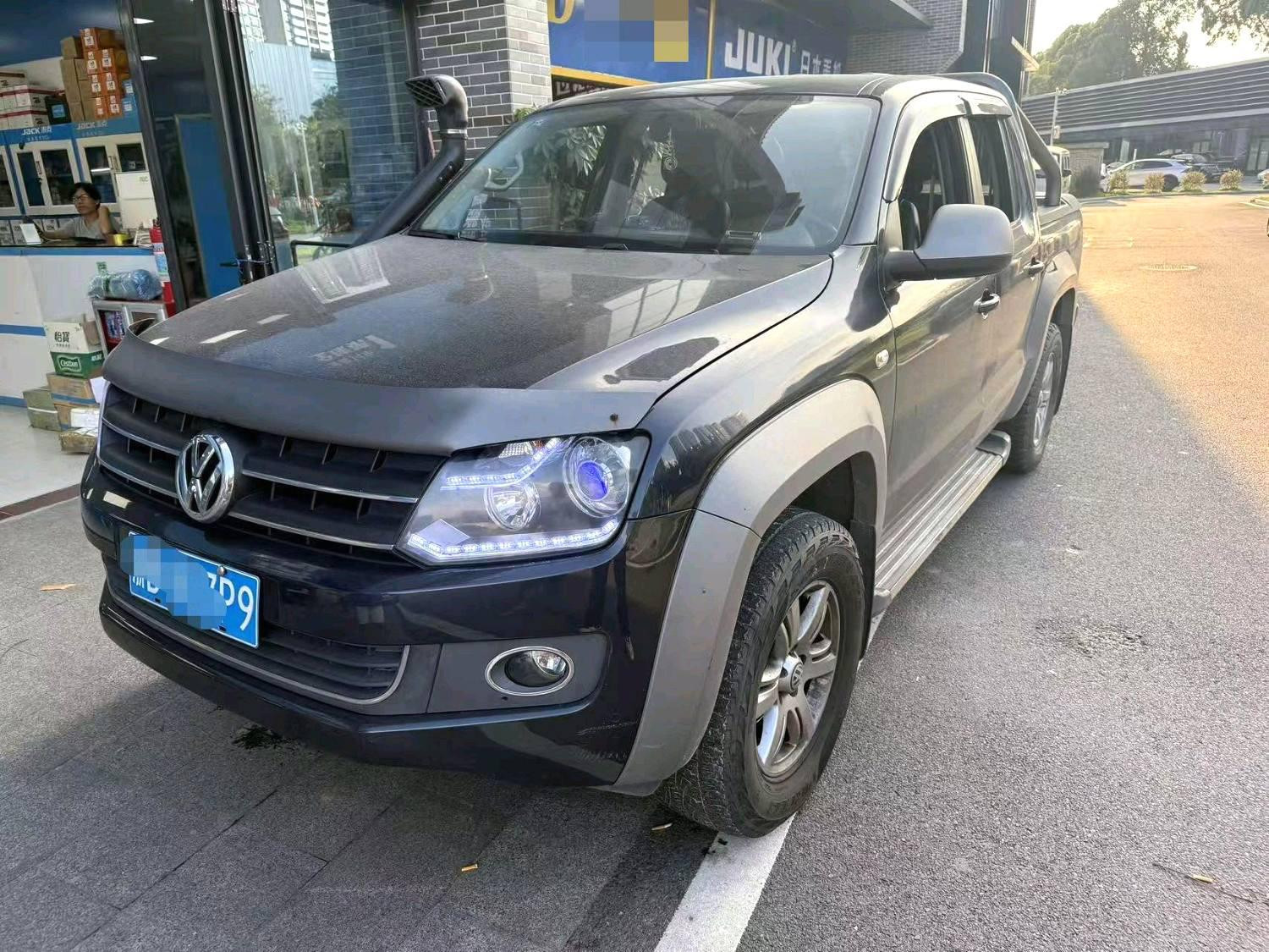 Volkswagen Amarok Version internationale 2.0 TDI 4x4 automatique (importé) de 2012